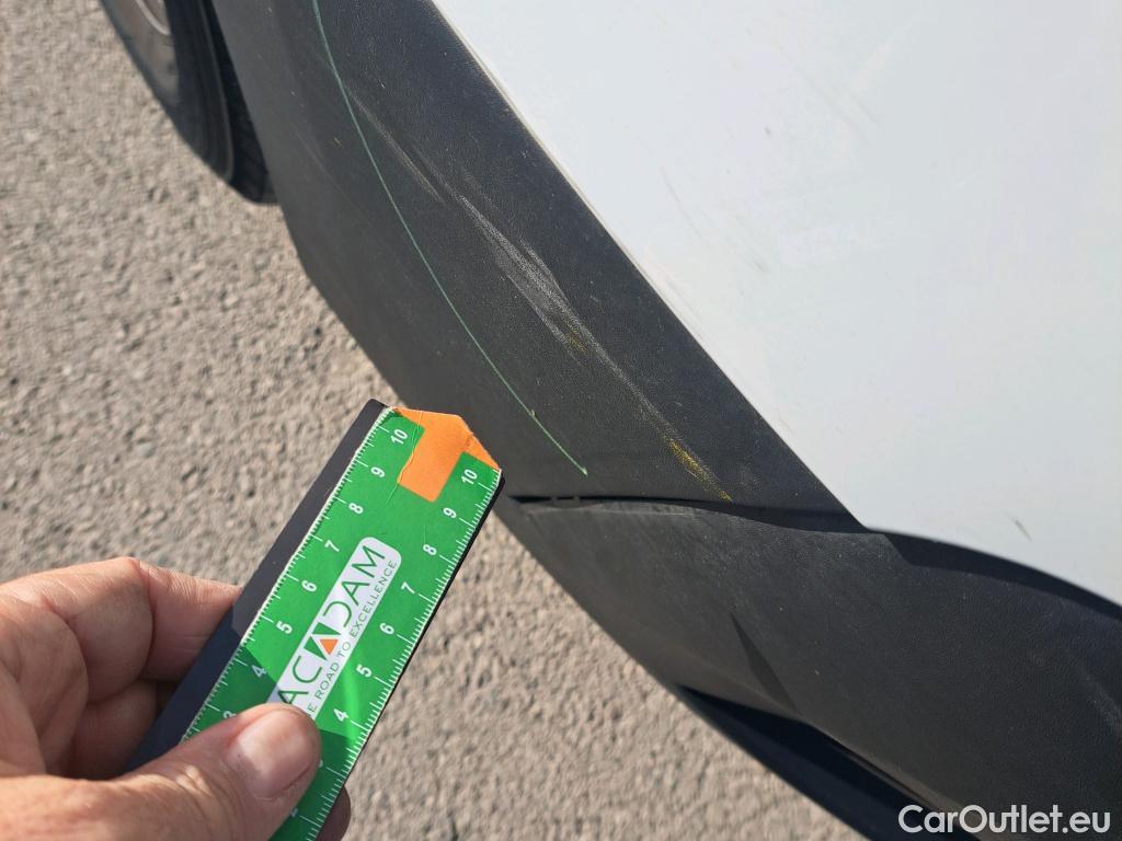  Renault  Trafic RENAULT  / 2021 / 4P / furgón Furgón L1H1 Blue dCi 96 Kw (130 CV) (AC) #51