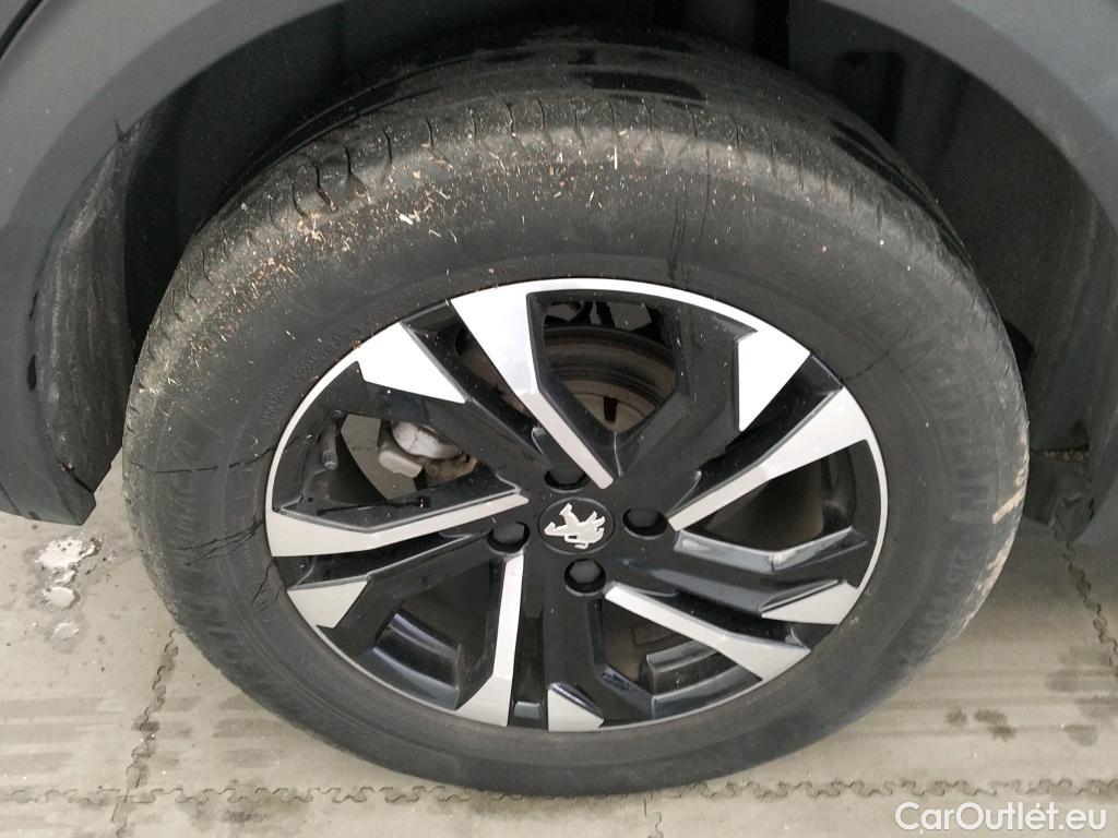  Peugeot  2008 PEUGEOT  / 2019 / 5P / todoterreno Allure BlueHDI 81kW (110CV) #13