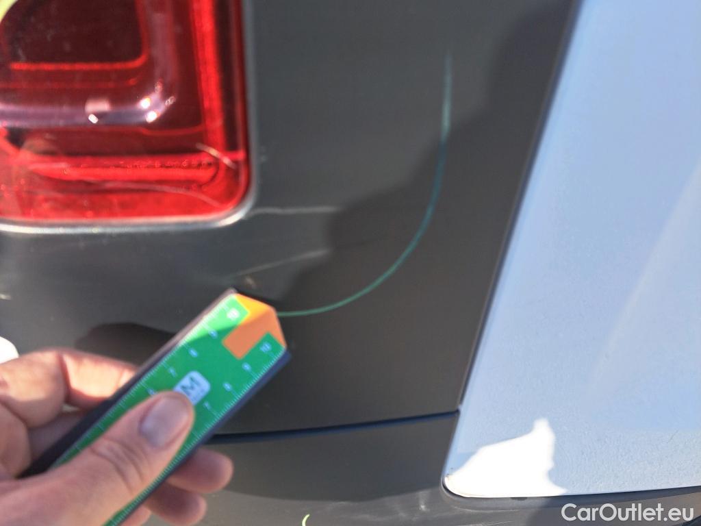  Renault  Trafic RENAULT  / 2021 / 4P / furgón Furgón L1H1 Blue dCi 96 Kw (130 CV) (AC) #55