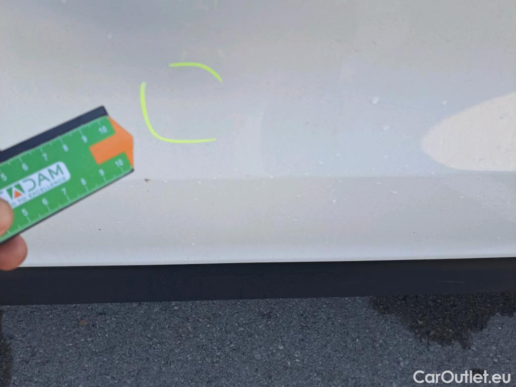  Renault  Trafic RENAULT  / 2021 / 4P / furgón Furgón L1H1 Blue dCi 96 Kw (130 CV) (AC) #10