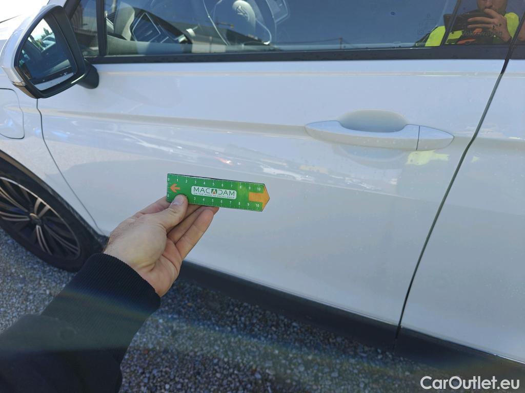  Volkswagen  Tiguan VOLKSWAGEN  / 2020 / 5P / todoterreno Life 1.4 TSI eHybrid 180kW (245CV) DSG #3