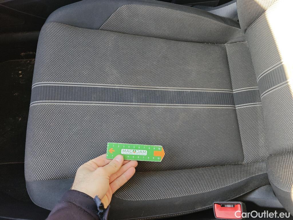  Volkswagen  T-ROC  Advance 1.0 TSI 110CV MT6 E6d #14