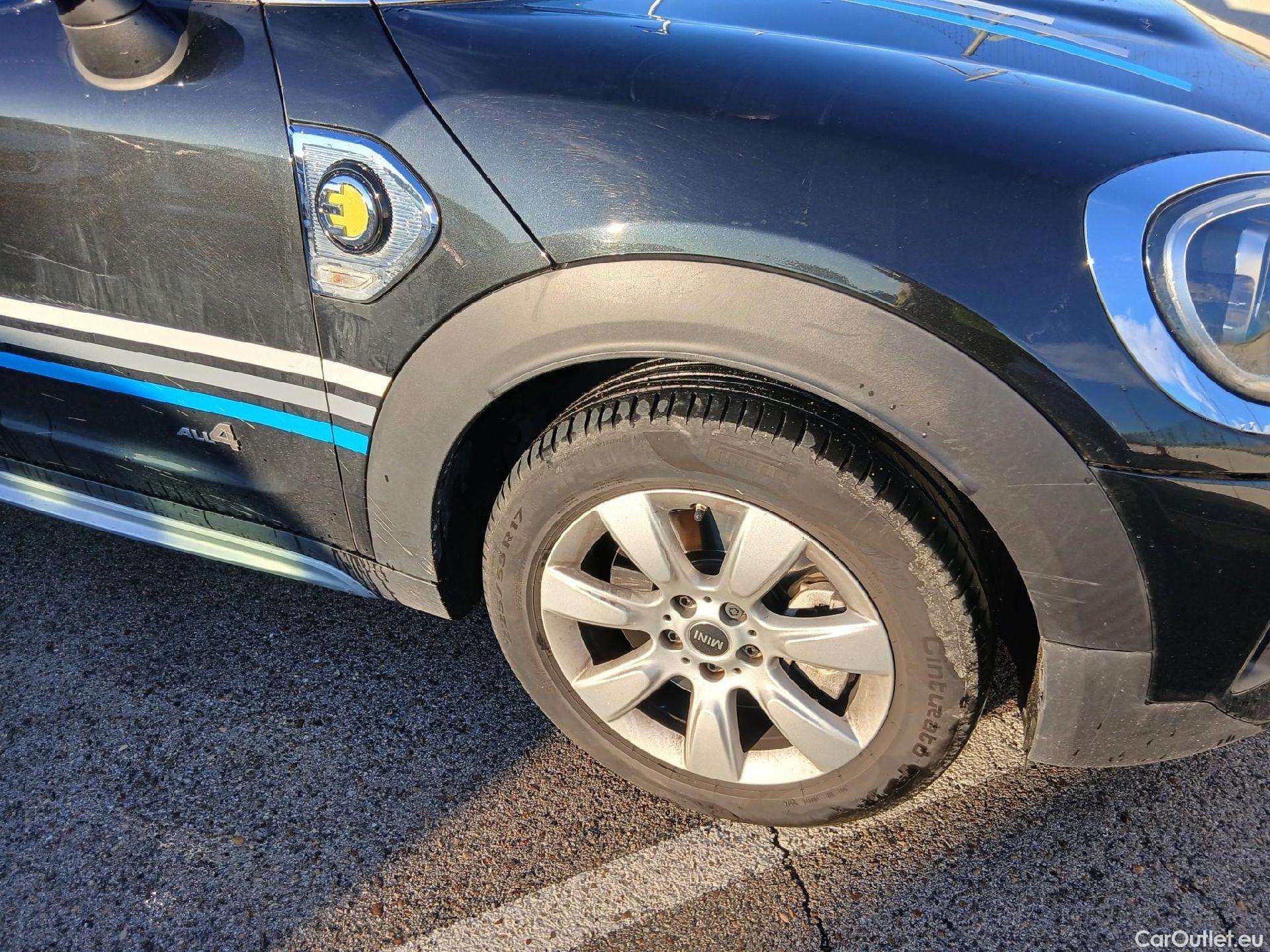  Mini  Countryman MINI  / 2020 / 5P / berlina con portón Cooper S E ALL4 #19