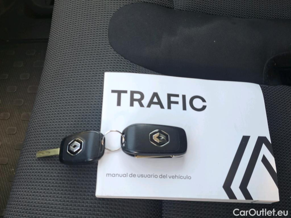  Renault  Trafic RENAULT  / 2021 / 4P / furgón Furgón L1H1 Blue dCi 96 Kw (130 CV) (AC) #44