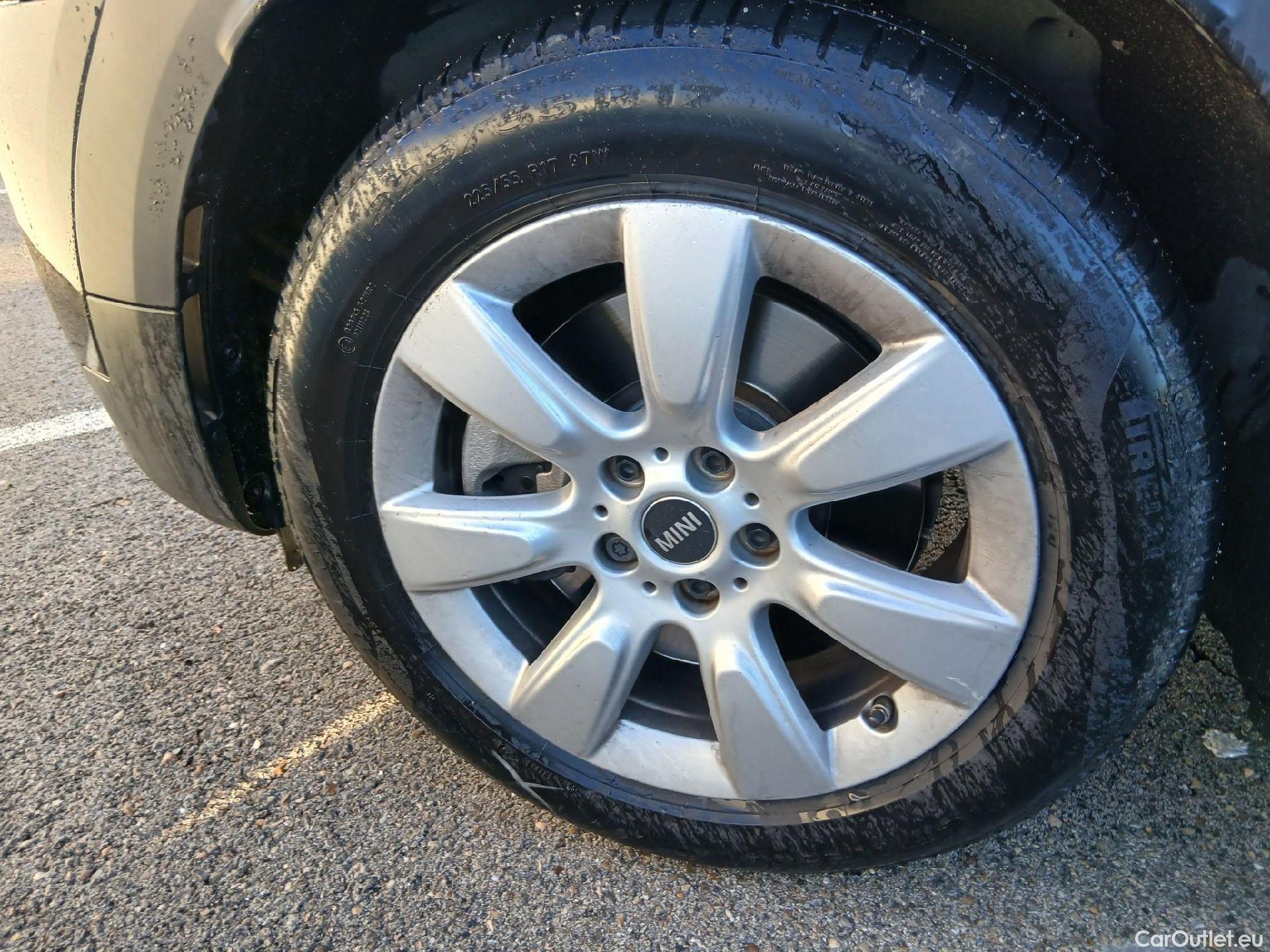  Mini  Countryman MINI  / 2020 / 5P / berlina con portón Cooper S E ALL4 #9