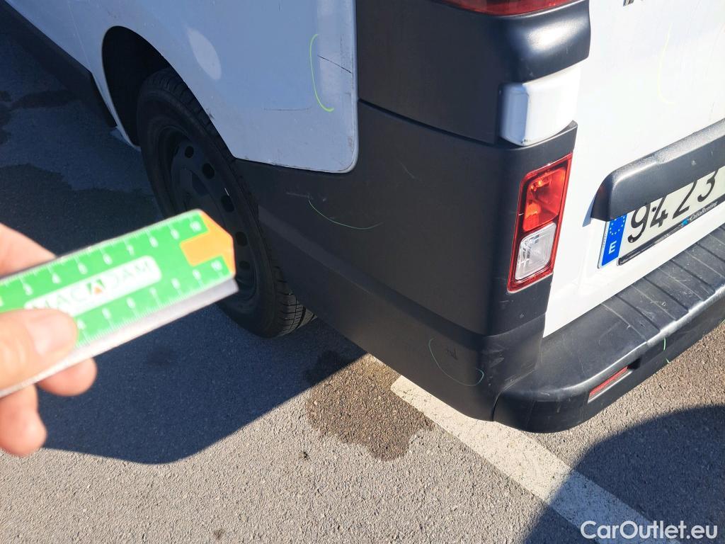  Renault  Trafic RENAULT  / 2021 / 4P / furgón Furgón L1H1 Blue dCi 96 Kw (130 CV) (AC) #31