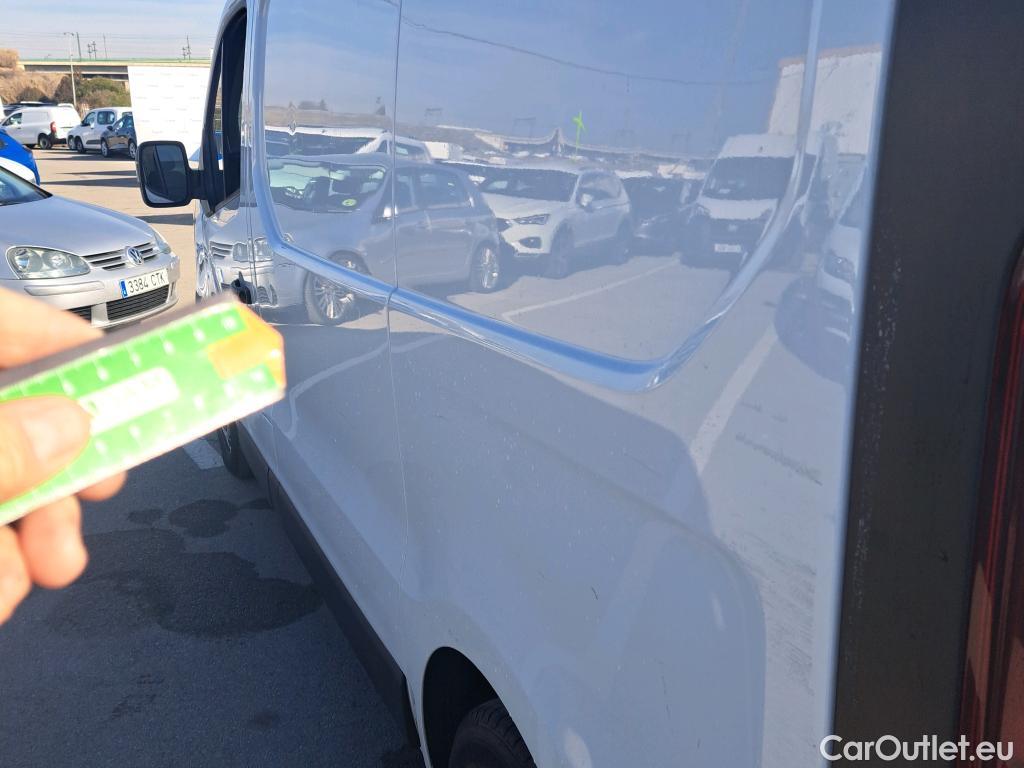  Renault  Trafic RENAULT  / 2021 / 4P / furgón Furgón L1H1 Blue dCi 96 Kw (130 CV) (AC) #7