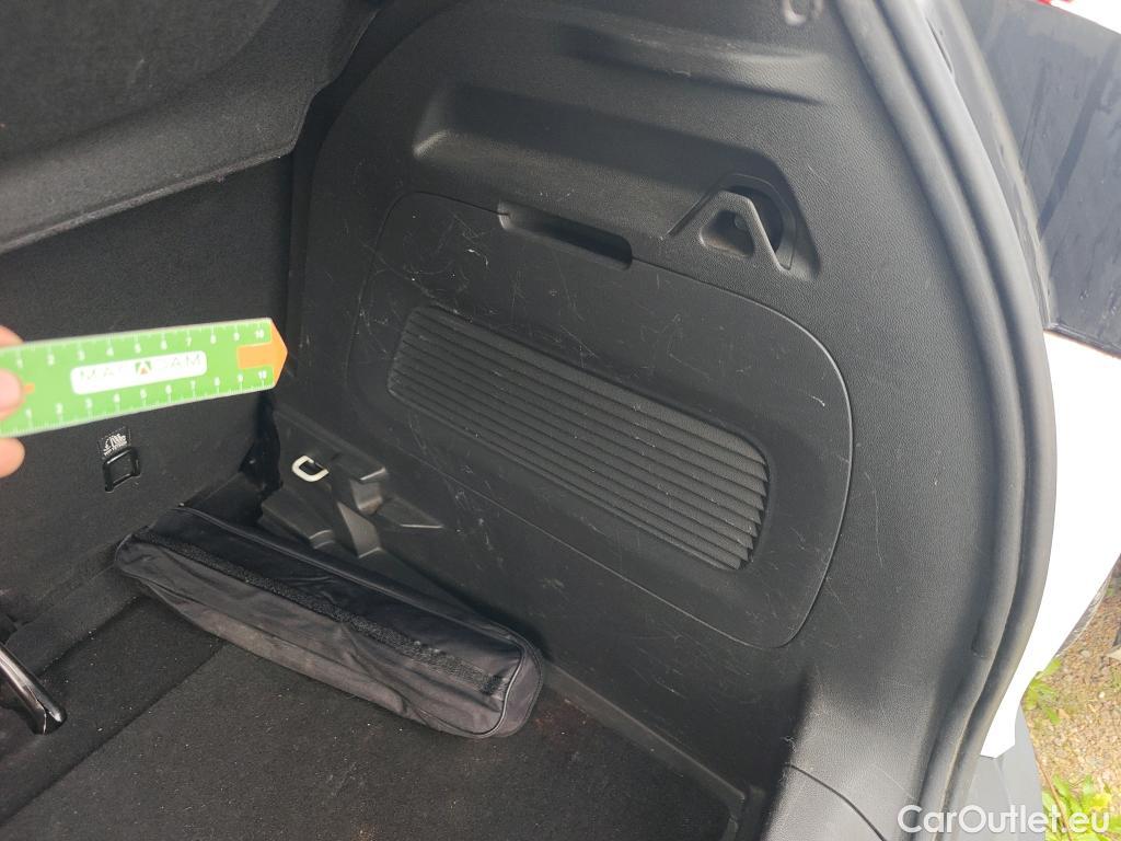  Opel  Crossland OPEL  X / 2017 / 5P / todoterreno 1.2 81kW Design Line 120 Aniversario S/S (CX) #1