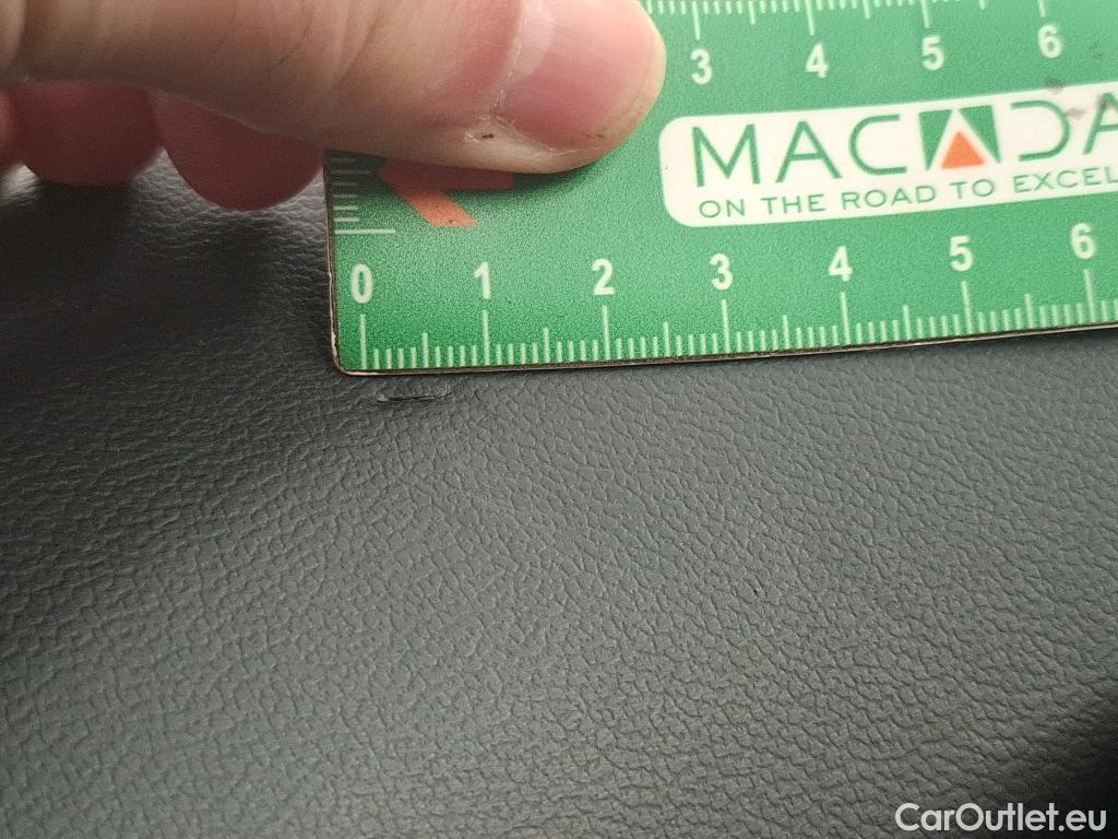  Peugeot  208  Affaire Premium Pack 1.2 80CV BVM5 E6dT #4