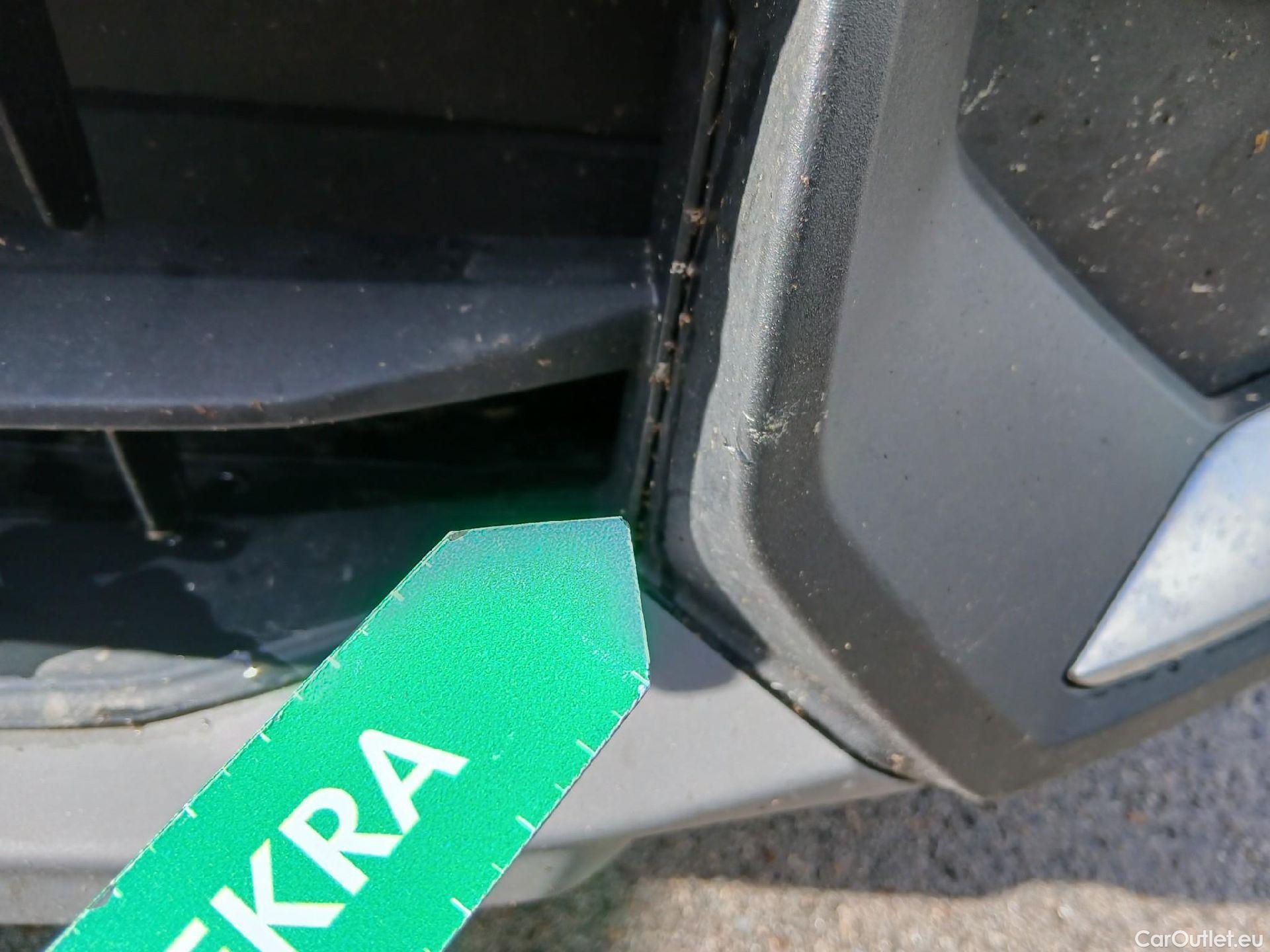  Bmw  X1 BMW  / 2022 / 5P / todoterreno sDrive18d #6