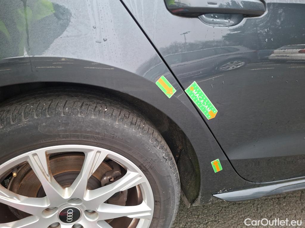  Audi  A4  Avant 30 TDI Business Line 2.0 TDI 135CV BVA7 E6d #2