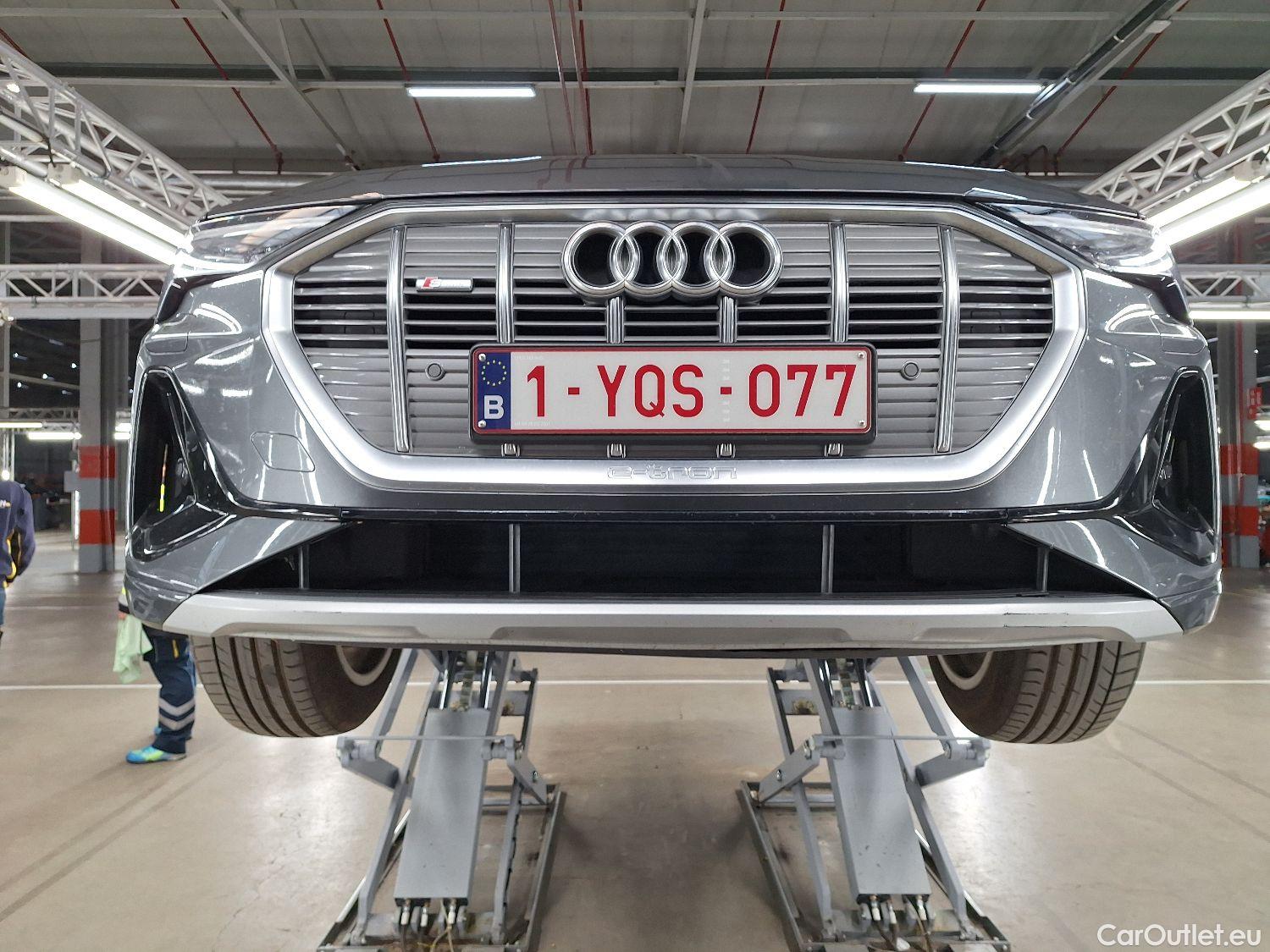  Audi  E-TRON Audi,  SB '19 BEV, Audi  Sportback 50 Quattro S-Line 5d #7