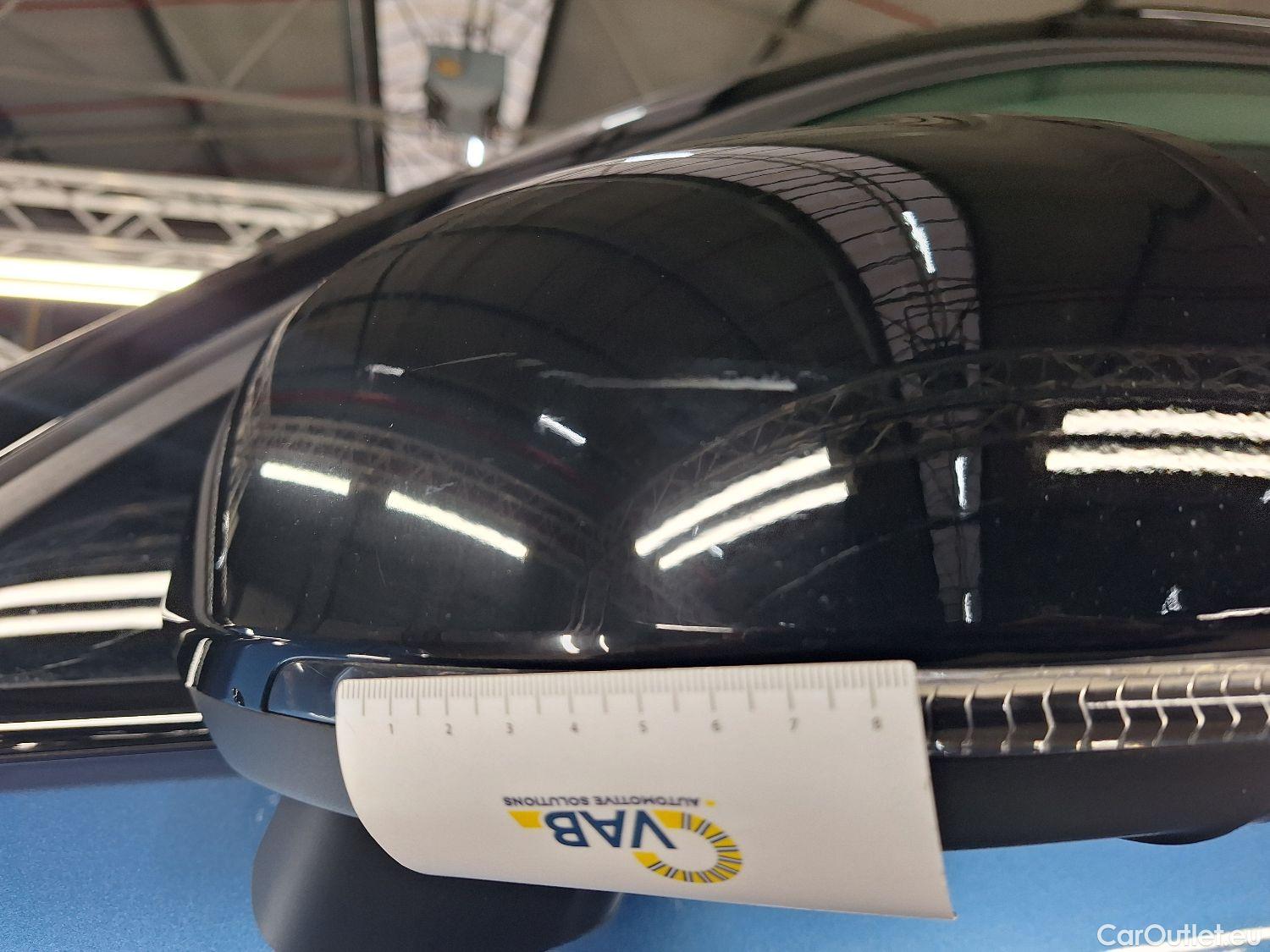  Volvo  XC 40 Volvo, XC40 '17, Volvo XC40 T5 Twin Engine R-Design 5d #26