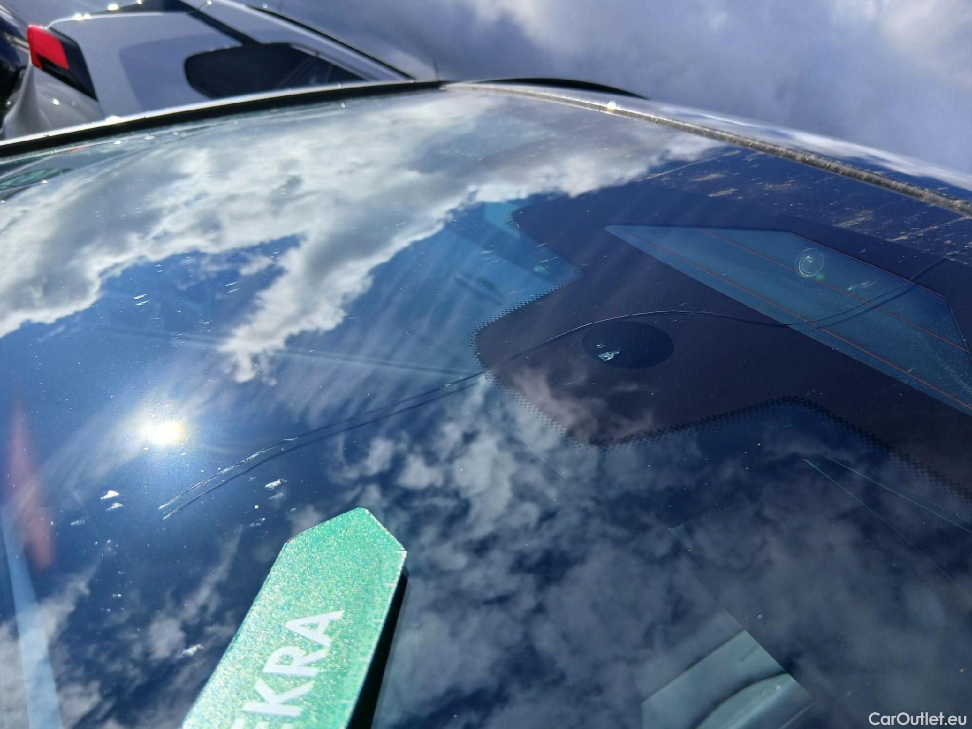  Bmw  X1 BMW  / 2022 / 5P / todoterreno sDrive18d #2