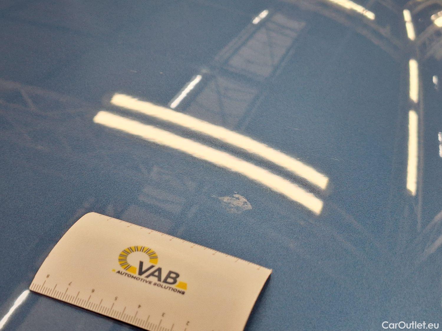  Volvo  XC 40 Volvo, XC40 '17, Volvo XC40 T5 Twin Engine R-Design 5d #29