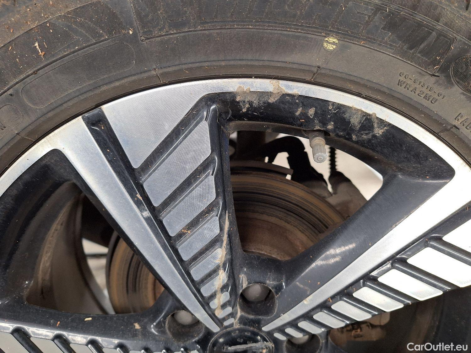  MG  ZS EV MG, ZS BEV, MG  Luxury 5d #13