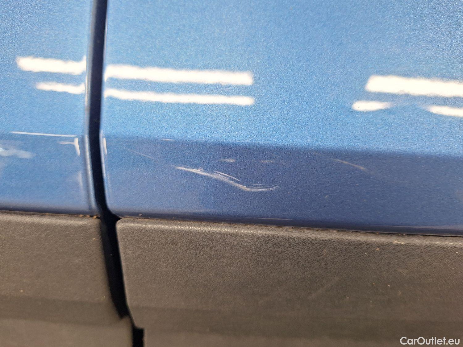  Volvo  XC 40 Volvo, XC40 '17, Volvo XC40 T5 Twin Engine R-Design 5d #6