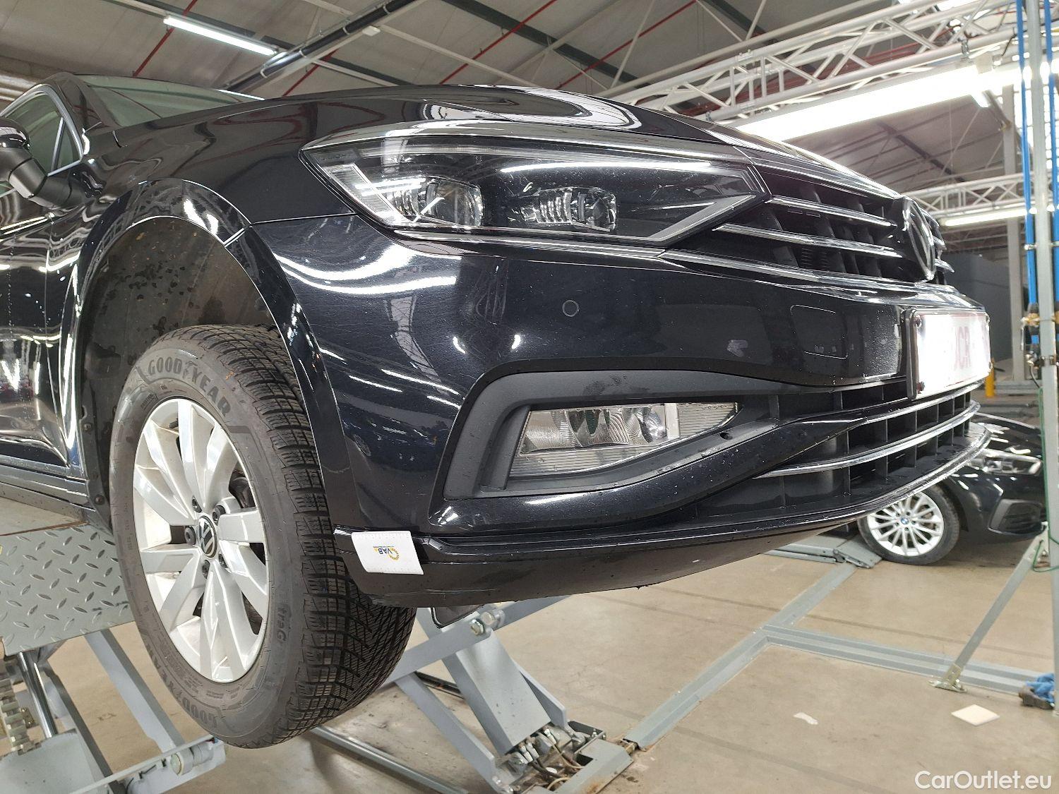  Volkswagen  Passat VW,  FL'19, Volkswagen  1.5 TSI Style Business DSG 4d #9