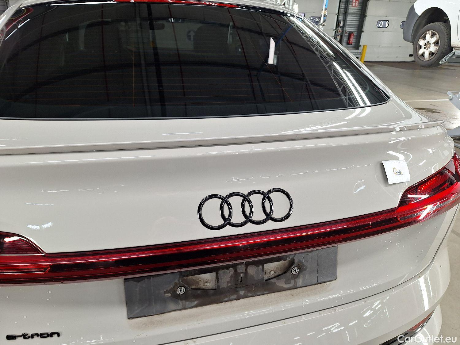  Audi  E-TRON Audi,  SB '19 BEV, Audi  Sportback 50 Quattro S-Line 5d #28