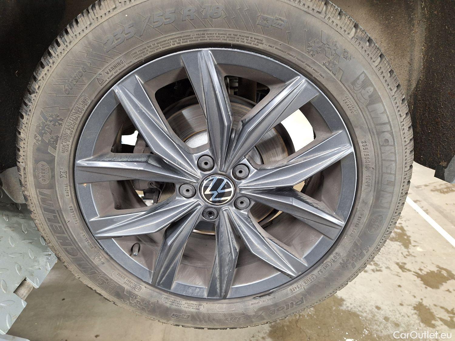  Volkswagen  Tiguan VW,  Alls FL'21, Volkswagen  Allspace 2.0 TDI DSG Life 5d #9