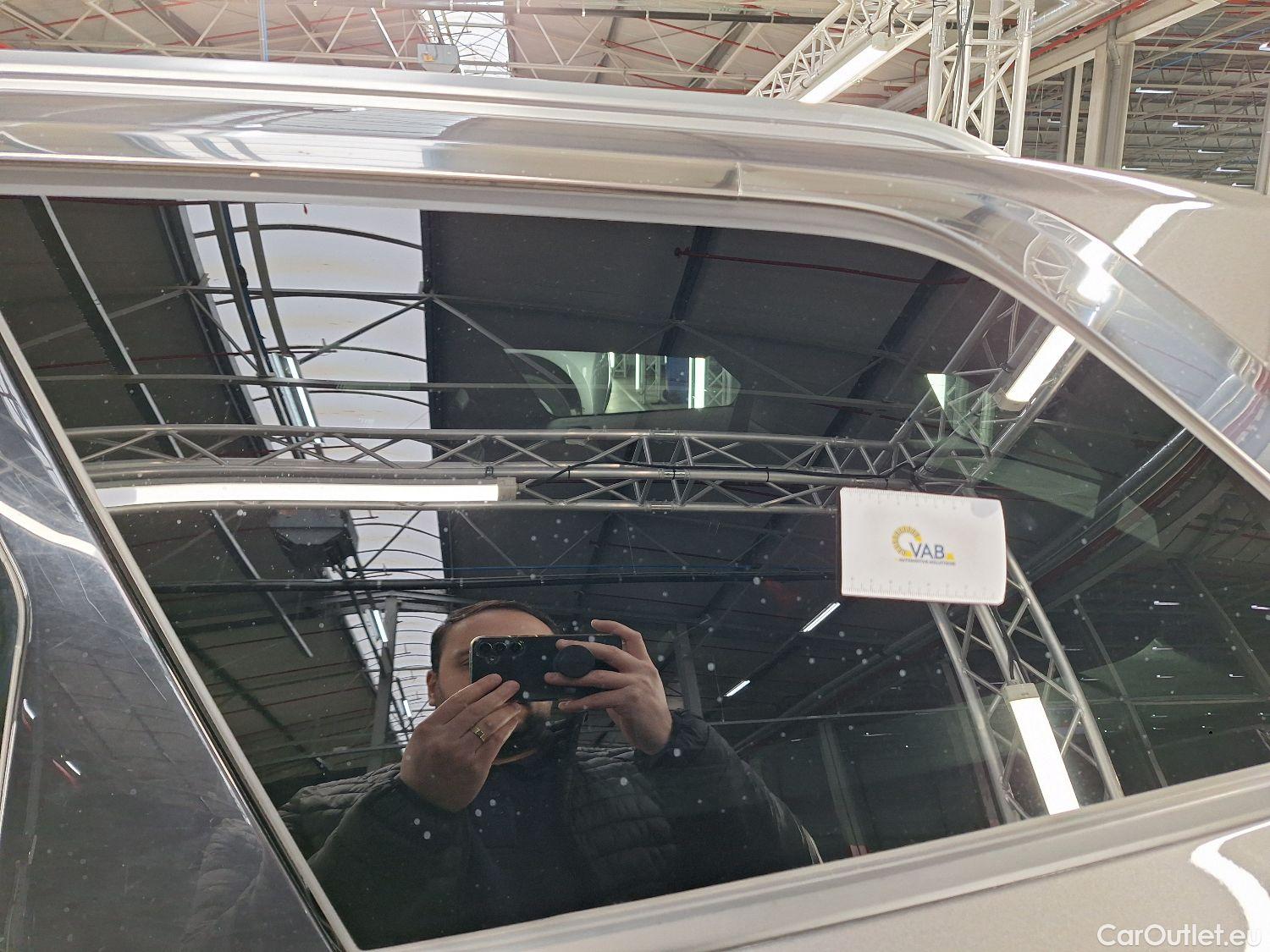  Peugeot  5008 Peugeot,  FL'20, Peugeot  1.5 BlueHDi 96kW S&S EAT8 Allure Pack #45