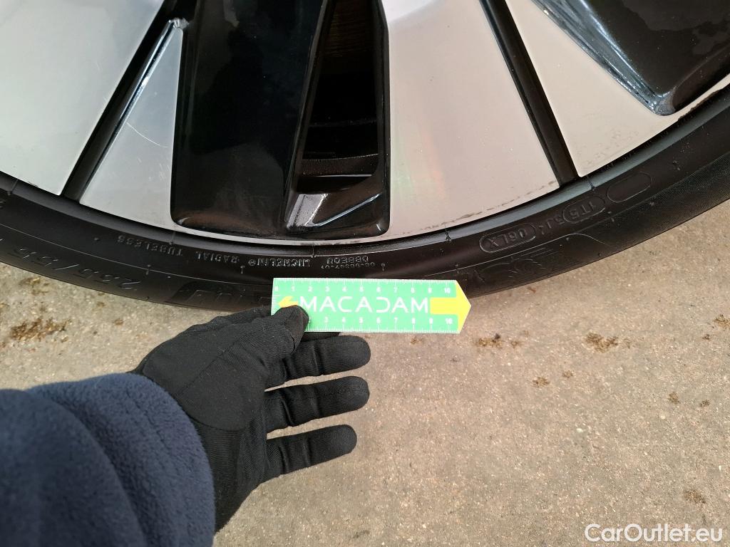  Volvo  XC 40 VOLVO XC40 / 2017 / 5P / SUV Recharge T5 262 DCT7 Business #18