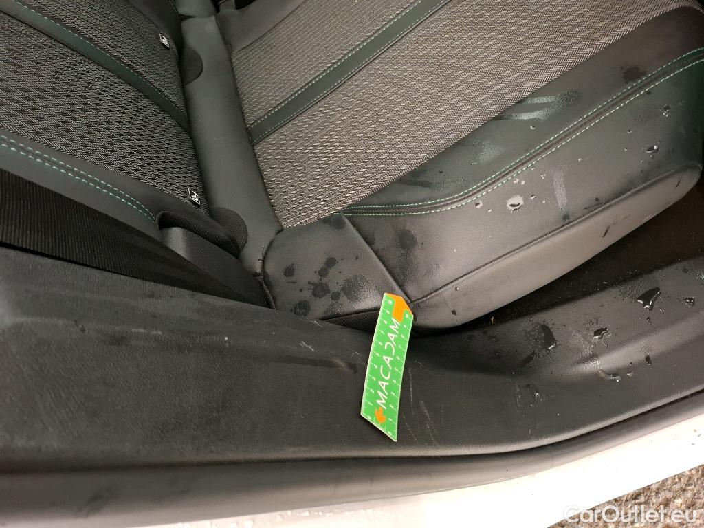  Peugeot  3008  II Allure Pack 1.5 HDi 130CV BVA8 E6d #31