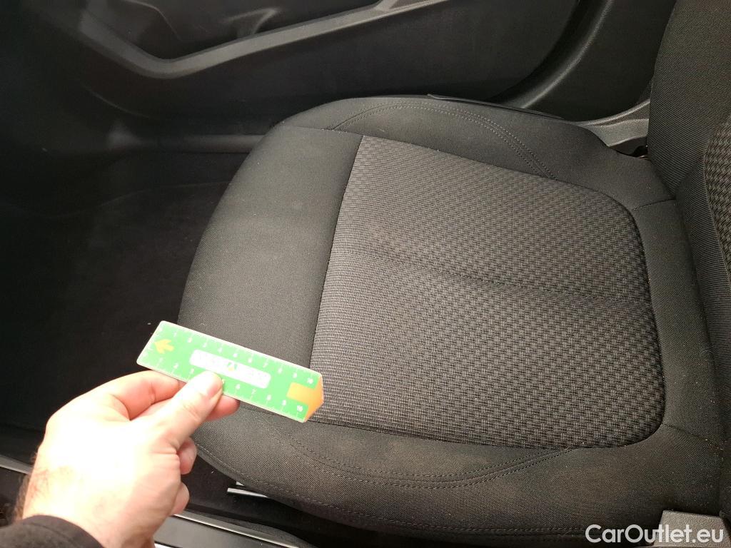  Bmw  Serie 1 BMW Série 1 / 2019 / 5P / Berline 116i DKG7 Business Design #17