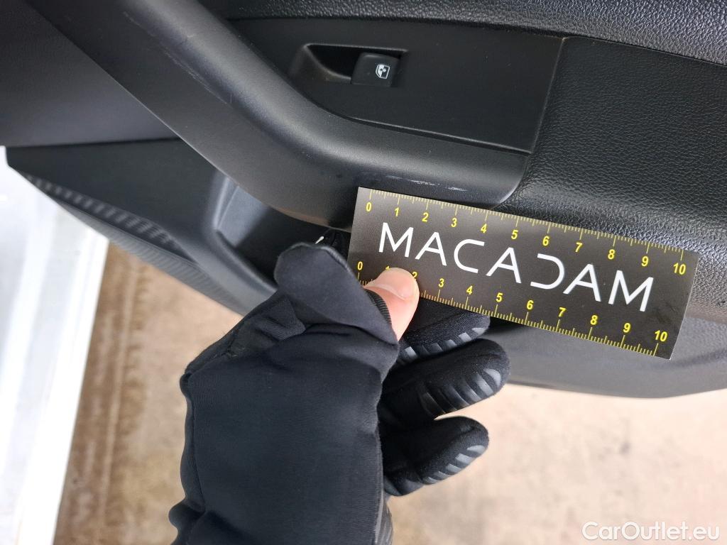  Volkswagen  Polo VOLKSWAGEN  / 2017 / 5P / Berline 1.0 TSI 95 Lounge Business #5