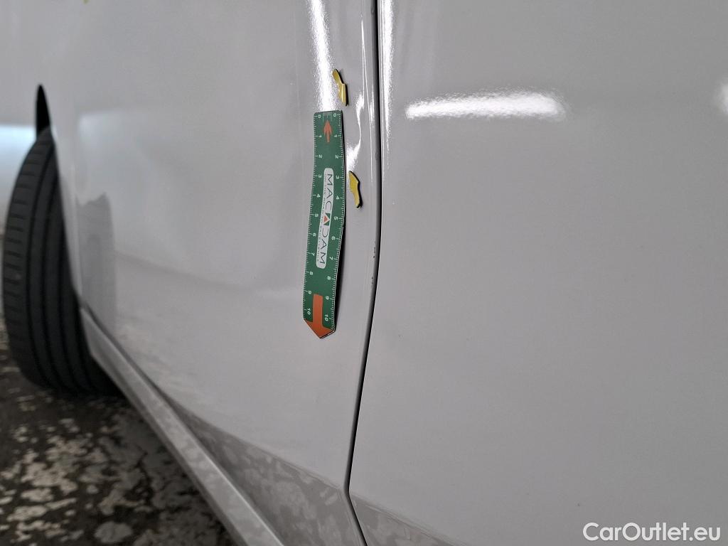  Bmw  Serie 1 BMW Série 1 / 2019 / 5P / Berline 116i DKG7 Business Design #14