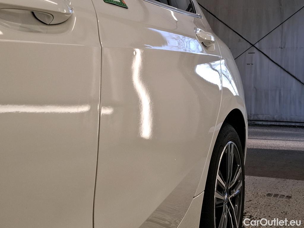  Bmw  Serie 1 BMW Série 1 / 2019 / 5P / Berline 116i DKG7 Business Design #4