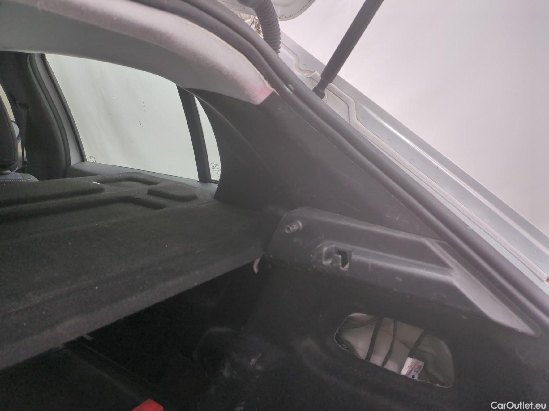  Peugeot  208  Premium 1.5 HDi 100CV BVM6 E6d #20