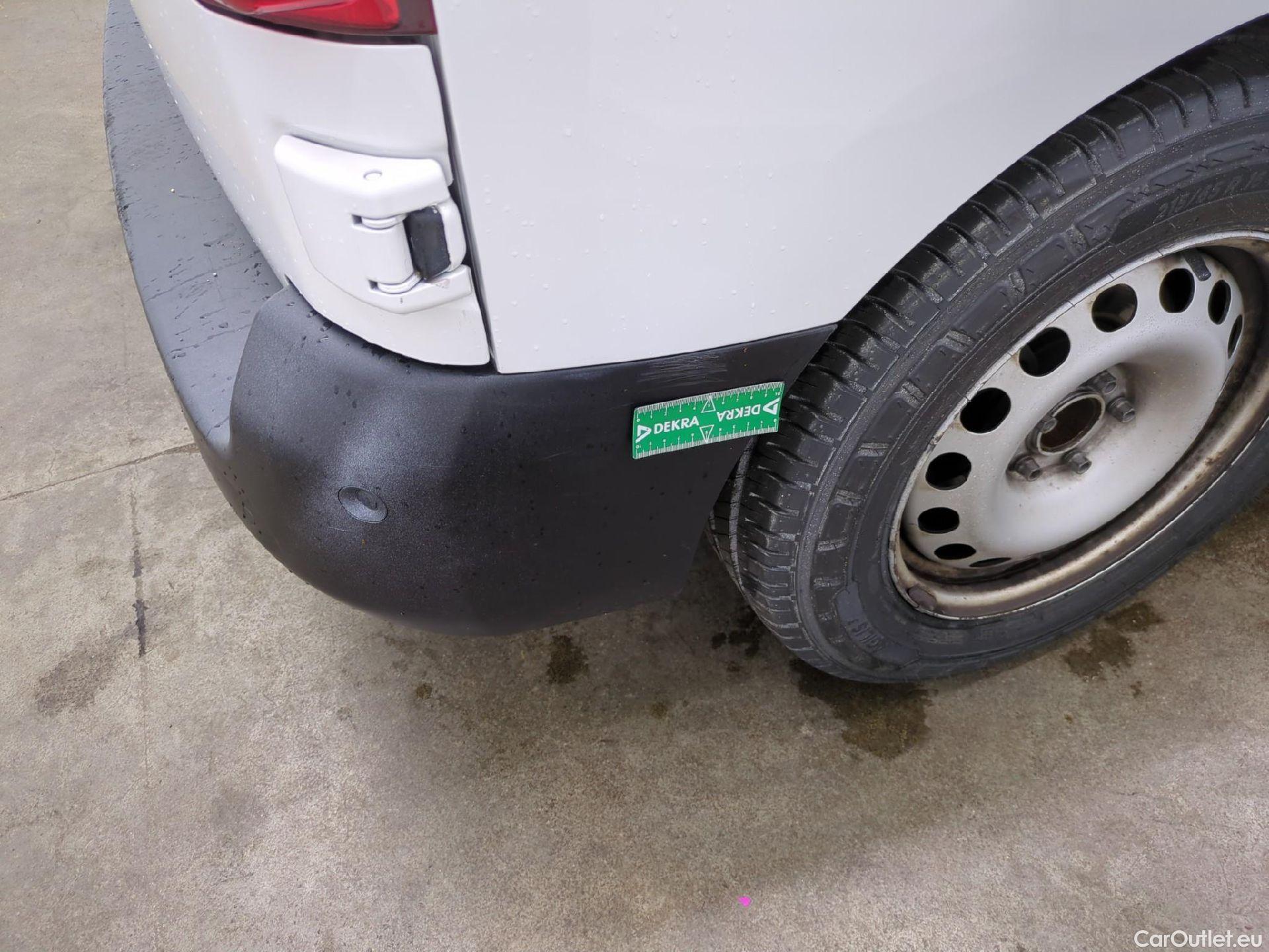  Peugeot  Expert  Fourgon Asphalt L2 1.5 HDi 120CV BVM6 E6d #21