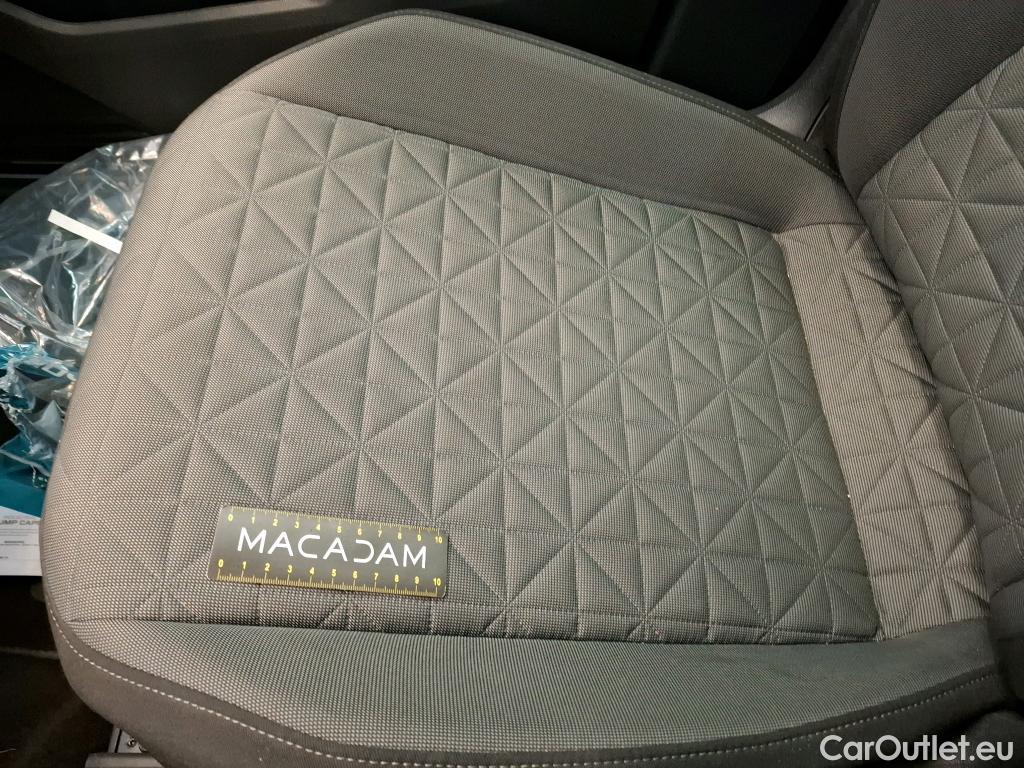  Volkswagen  Tiguan VOLKSWAGEN  / 2020 / 5P / SUV 2.0 TDI 150 DSG7 Life Business #27