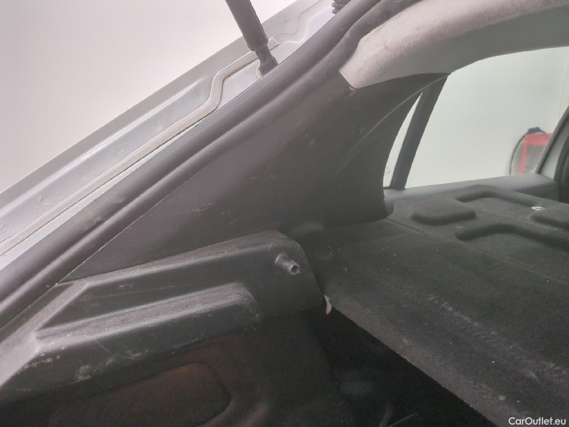  Peugeot  208  Premium 1.5 HDi 100CV BVM6 E6d #24