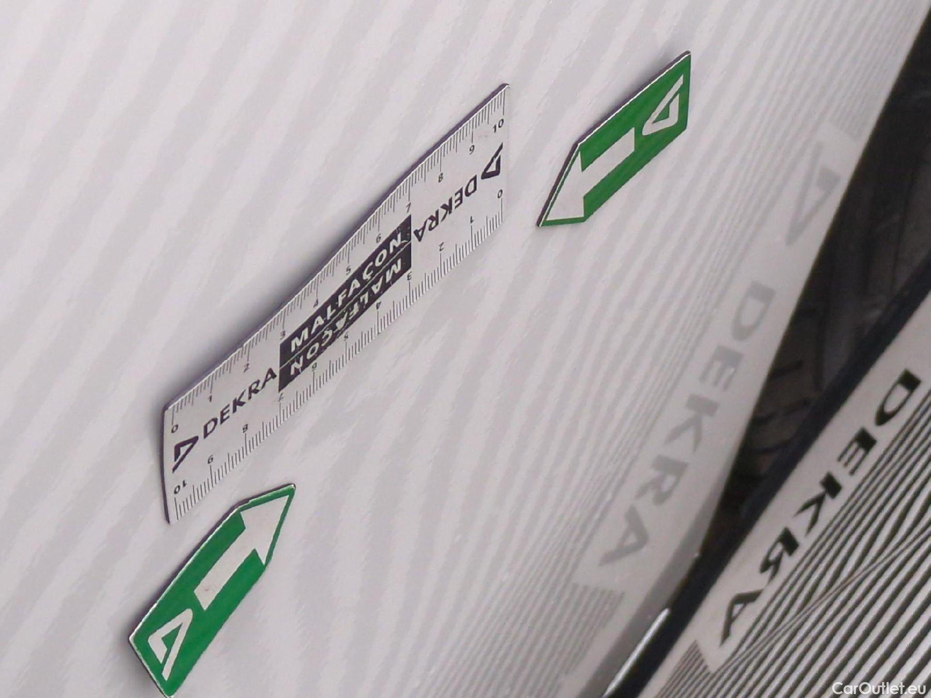  Peugeot  Expert  Fourgon Asphalt L2 1.5 HDi 120CV BVM6 E6d #49