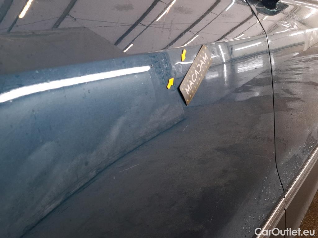  Volkswagen  Tiguan VOLKSWAGEN  / 2020 / 5P / SUV 2.0 TDI 150 DSG7 Life Business #24