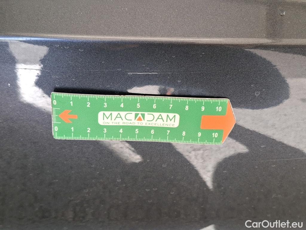  Tesla  Model 3 TESLA  / 2018 / 4P / Berline Propulsion #26