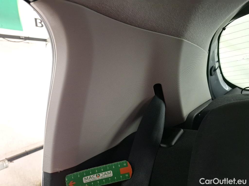  Citroen  C3  Shine Business 1.2 PureTech 110CV BVM6 E6d #21