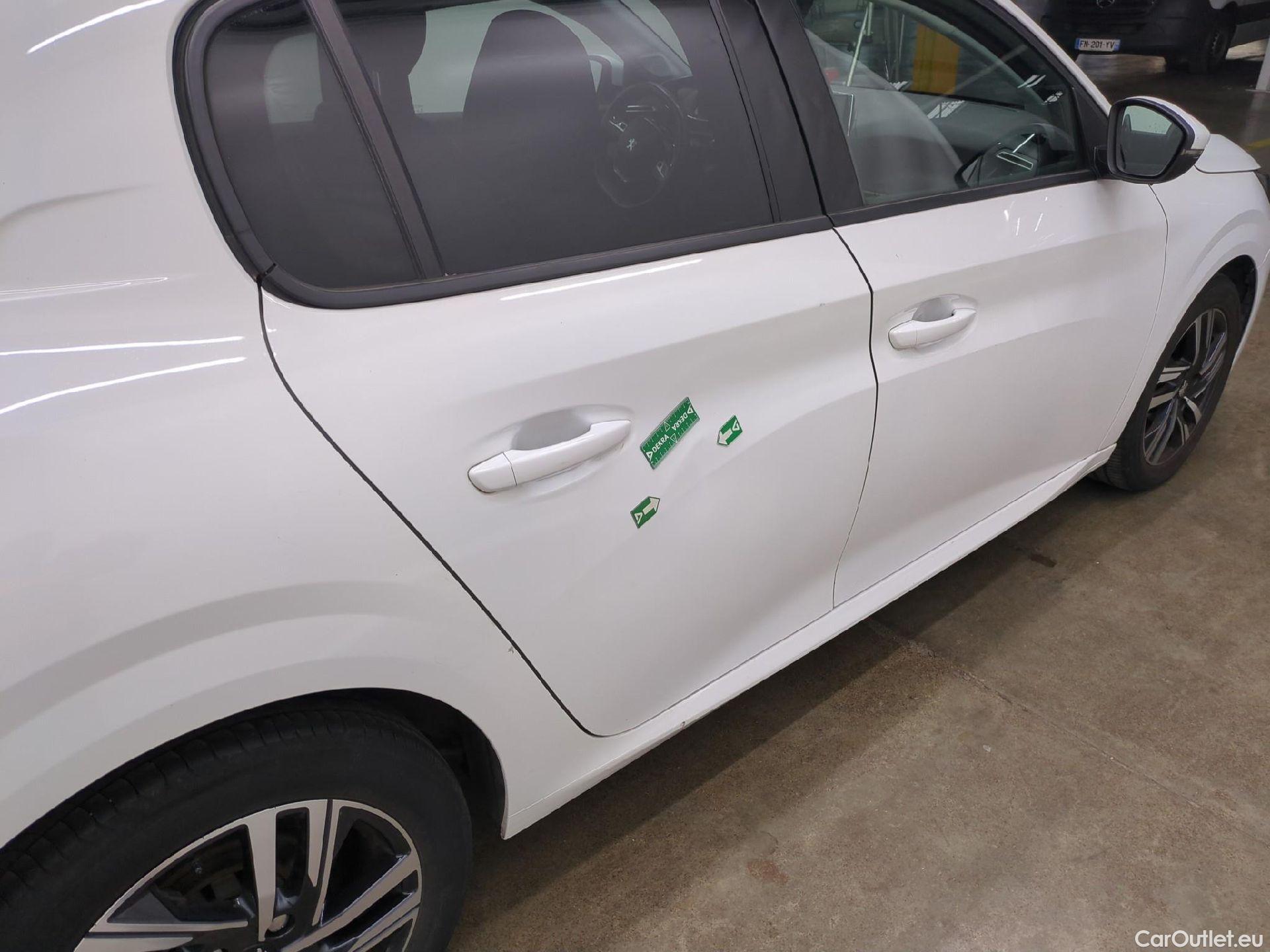  Peugeot  208  Allure Business 1.2 PureTech 100CV BVM6 E6d #42