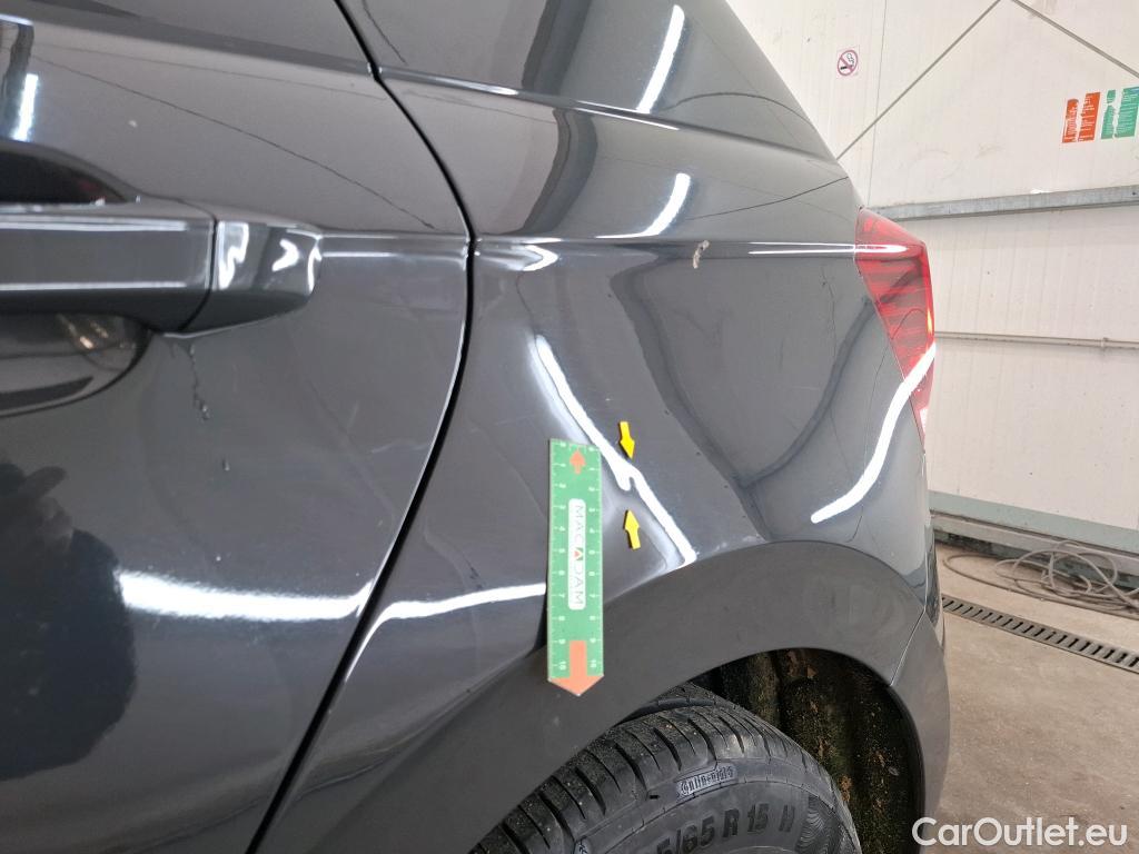  Volkswagen  Polo VOLKSWAGEN  / 2017 / 5P / Berline 1.0 TSI 95 Lounge Business #12