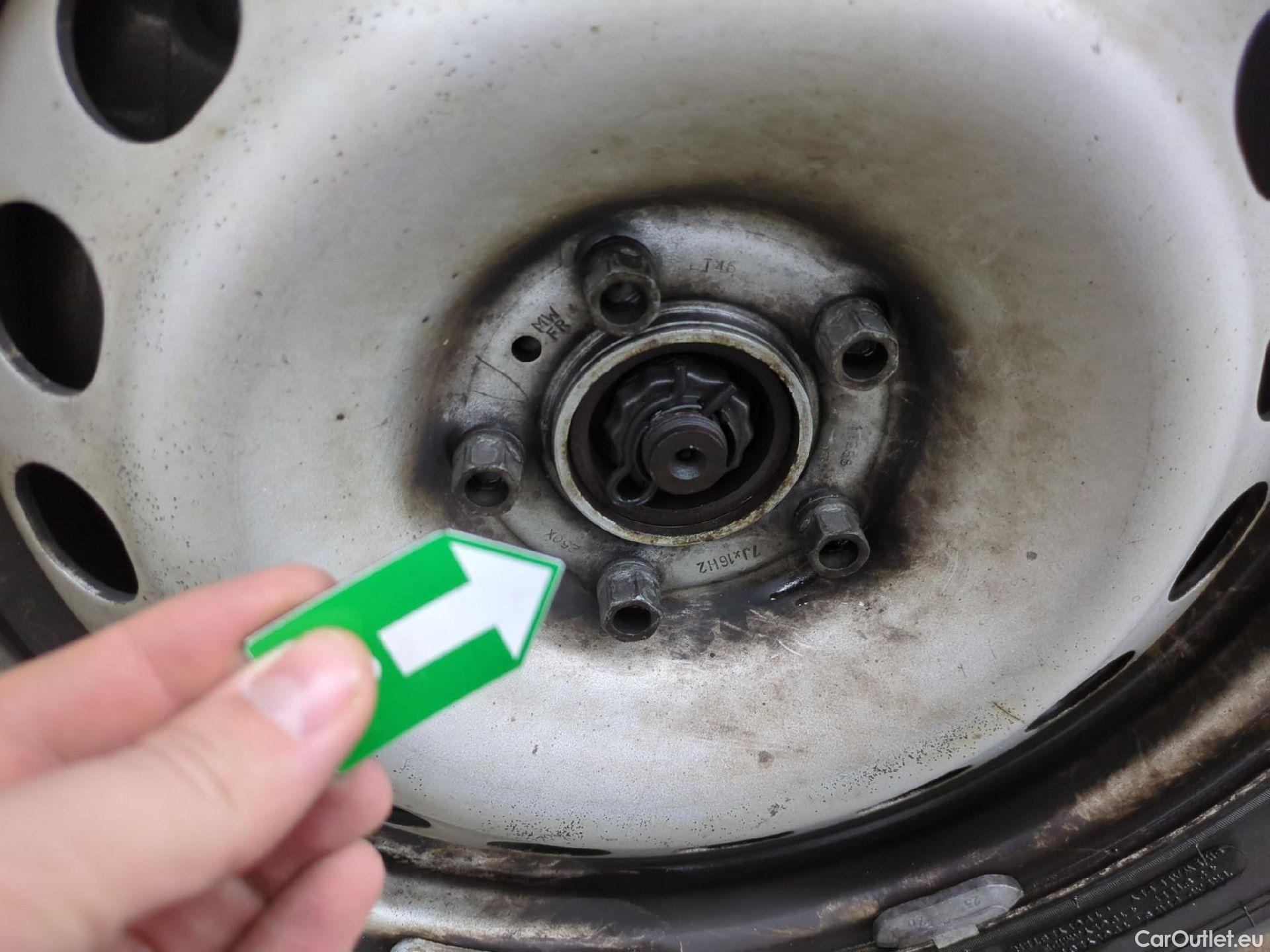  Peugeot  Expert  Fourgon Asphalt L2 1.5 HDi 120CV BVM6 E6d #20