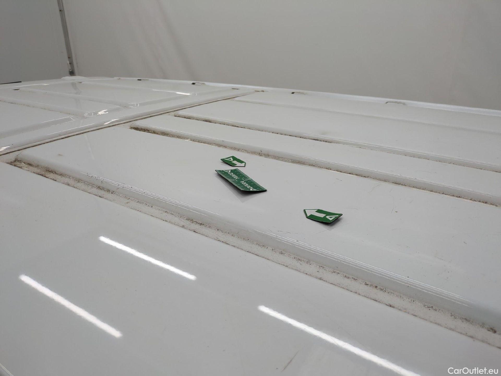  Peugeot  Expert  Fourgon Asphalt L2 1.5 HDi 120CV BVM6 E6d #32