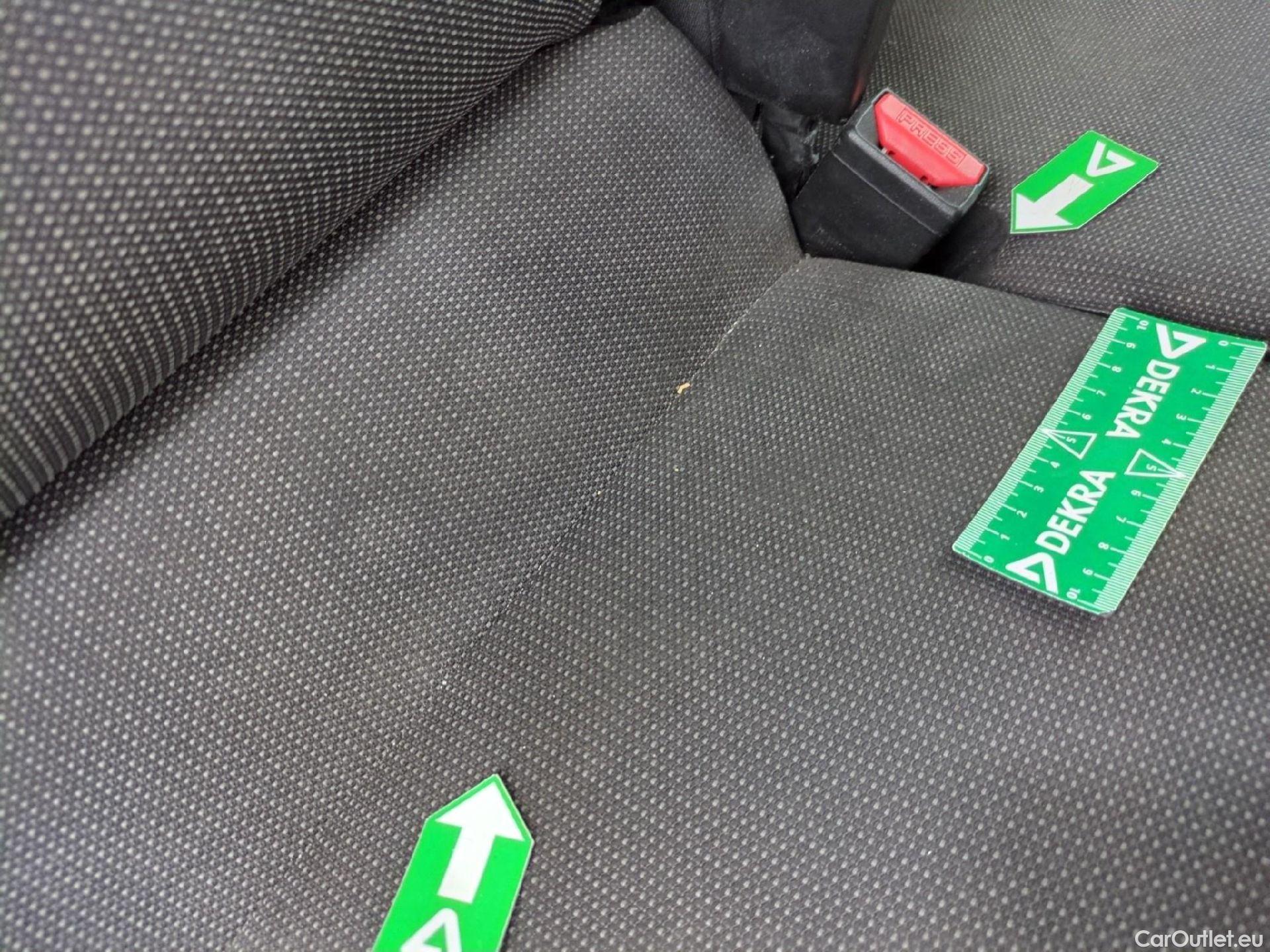  Peugeot  Expert  Fourgon Asphalt L2 1.5 HDi 120CV BVM6 E6d #9