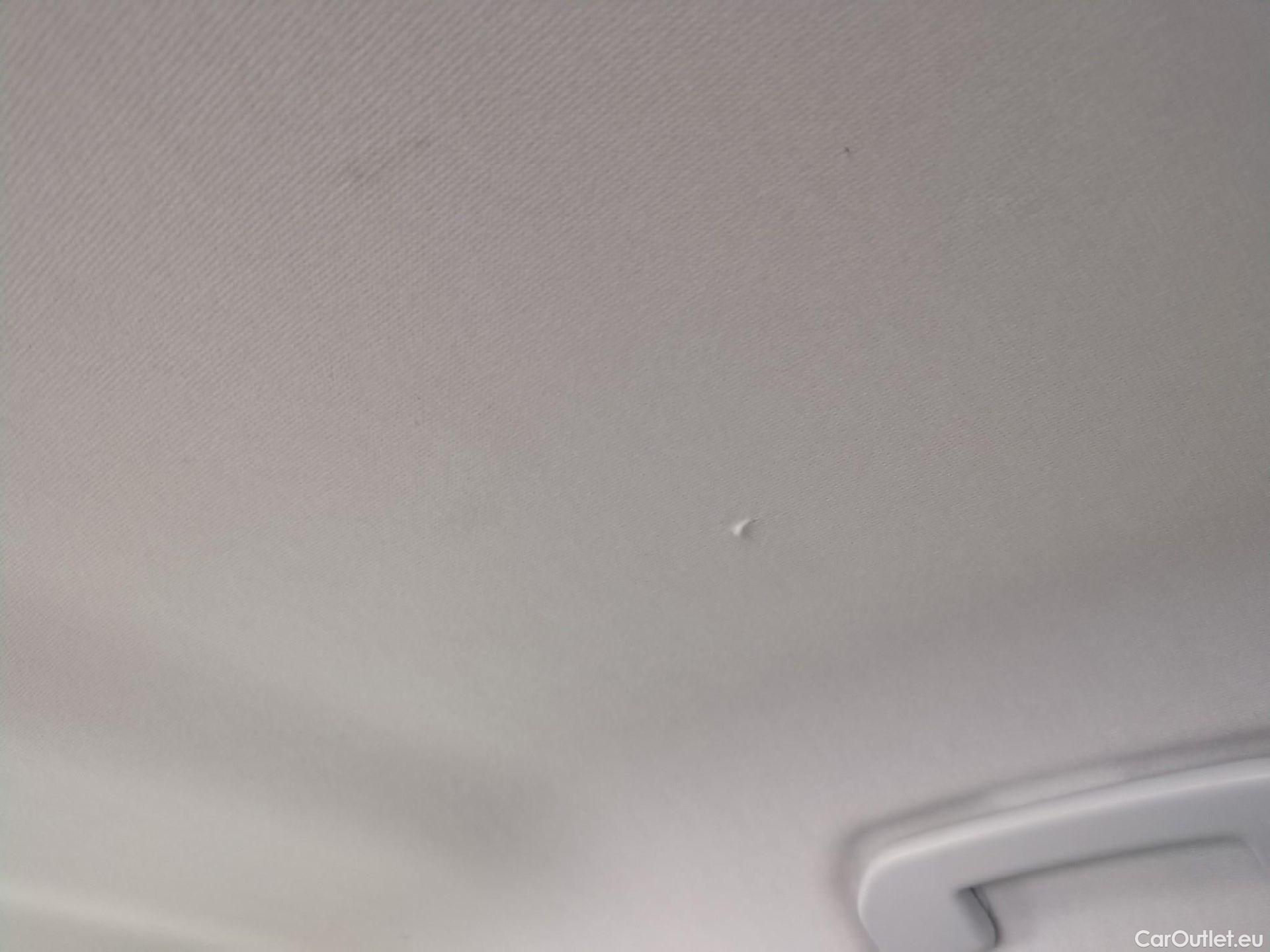  Peugeot  208  Allure Business 1.2 PureTech 100CV BVM6 E6d #2