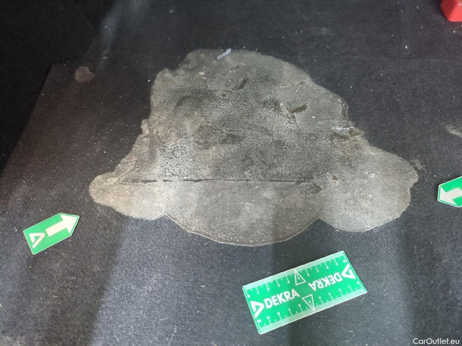  Peugeot  208  Premium 1.5 HDi 100CV BVM6 E6d #10