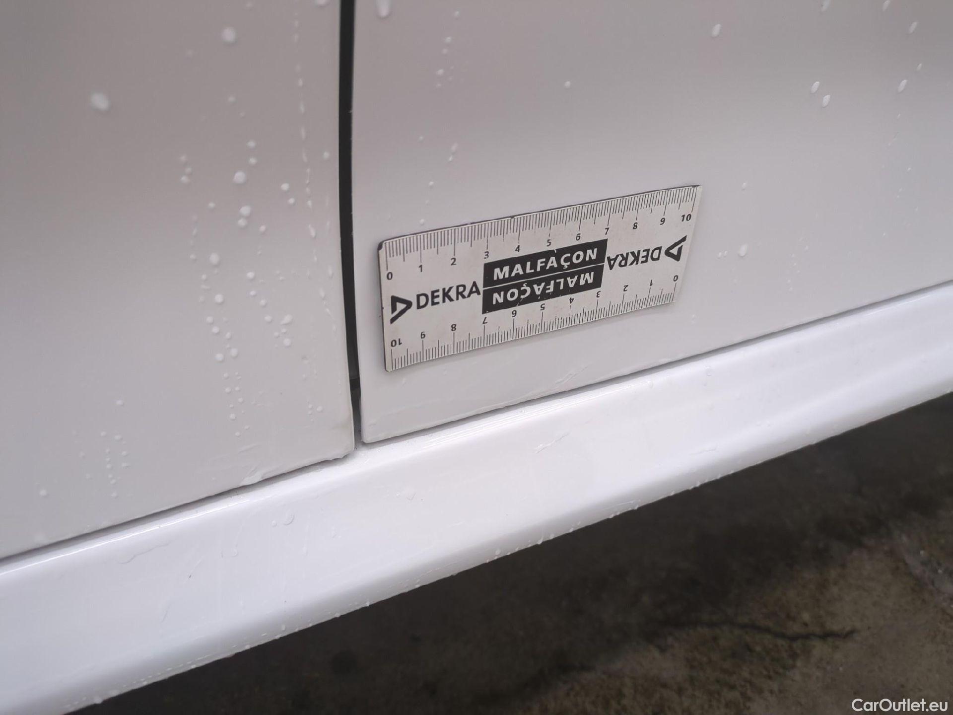  Peugeot  208  Premium 1.5 HDi 100CV BVM6 E6d #42