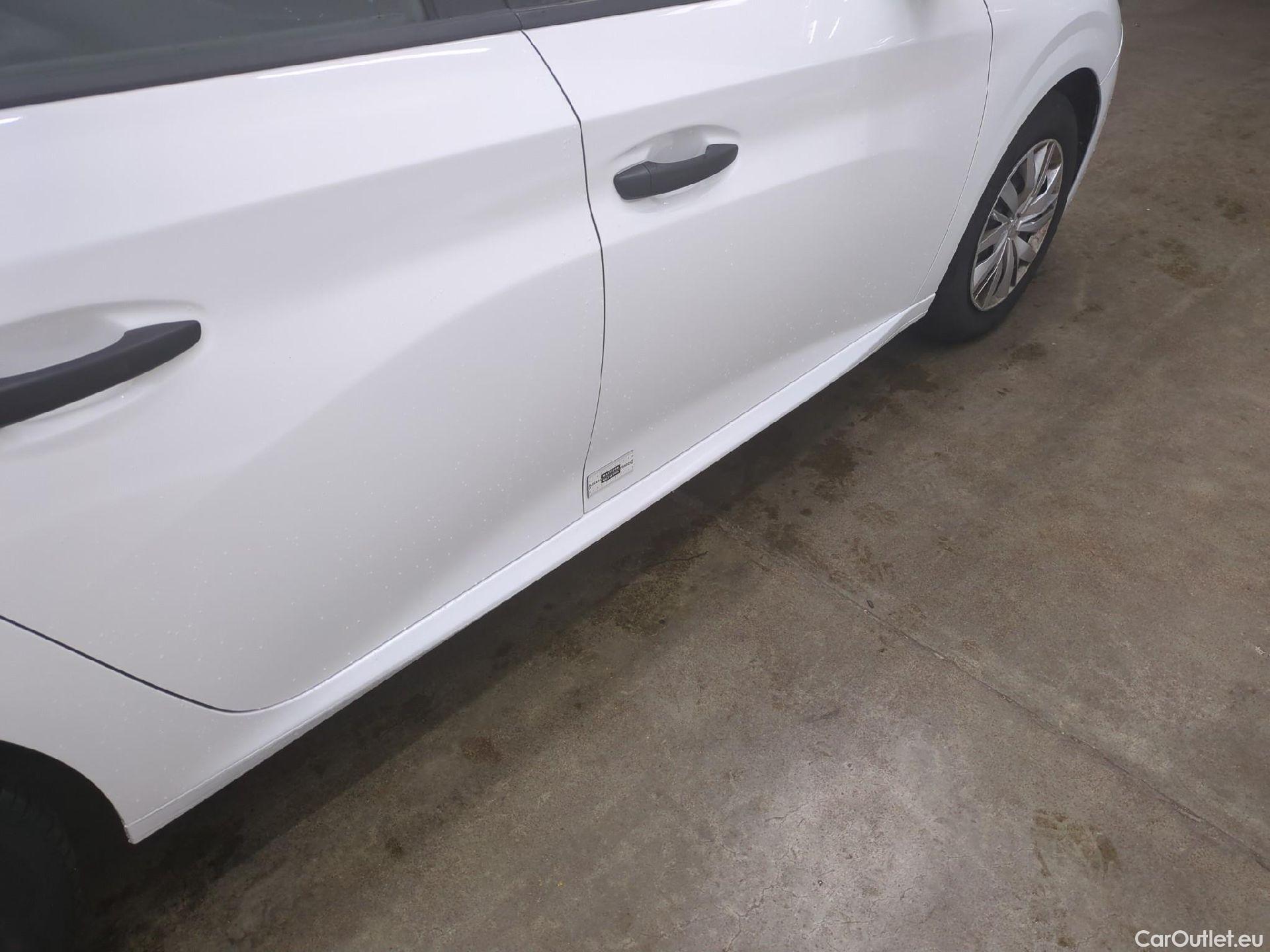  Peugeot  208  Premium 1.5 HDi 100CV BVM6 E6d #41