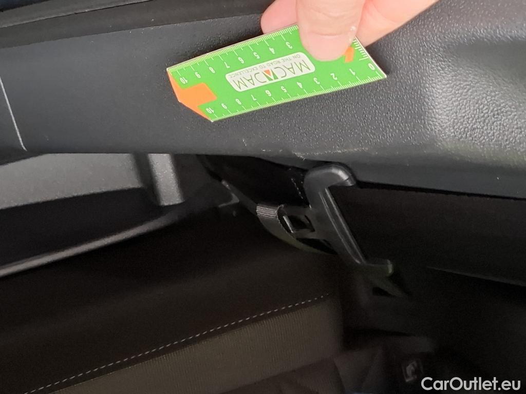  Volkswagen  Tiguan VOLKSWAGEN  / 2020 / 5P / SUV 2.0 TDI 150 DSG7 Life Business #21