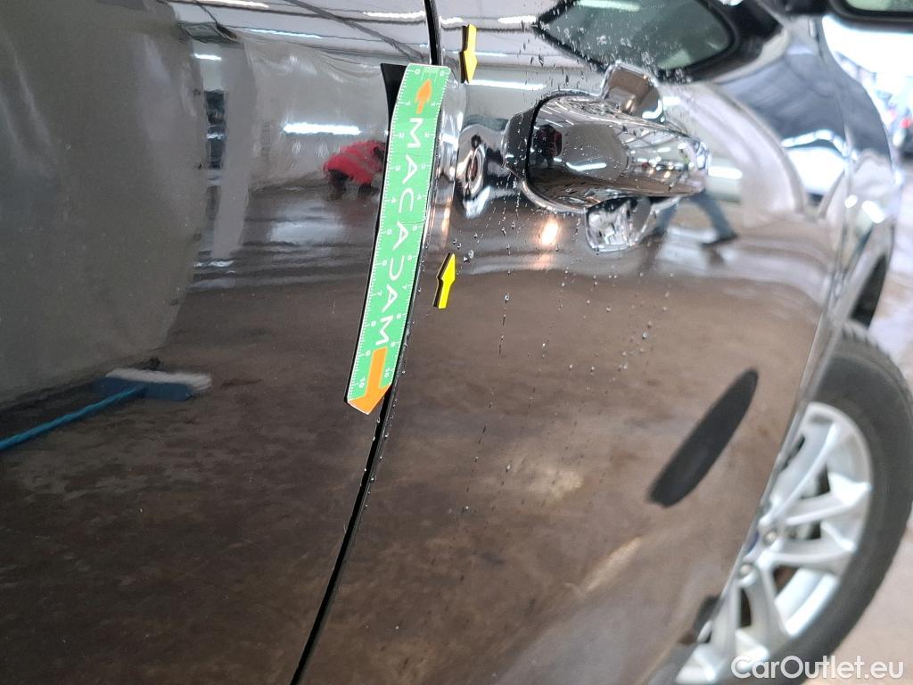  Ford  Kuga FORD  / 2019 / 5P / SUV 2.5 Dur 225 hybrid PHEV Pshift Titanium #5